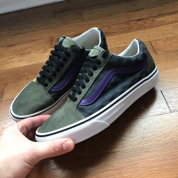 Vans Shoes - Checkered Pattern Vans Old Skool Low Tops